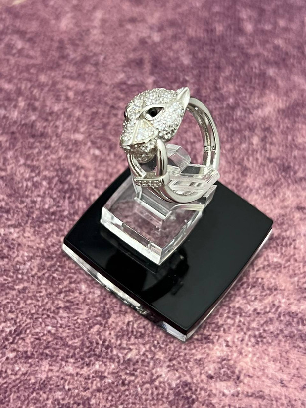 انگشتر نقره زنانه طرح مدرن کد AR120، سایز 49، طراحی خاص و فانتزی