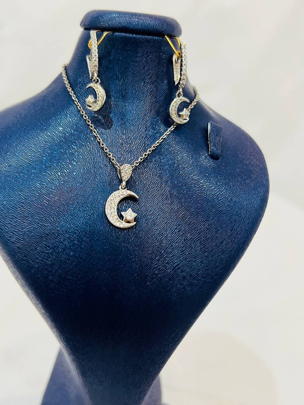 Silver women’s jewelry set with moon and star design, elegant and stylish, Code 121