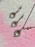 نیم ست نقره زنانه با مروارید و نگین اتمی | گالری نقره رویا | کد NS104